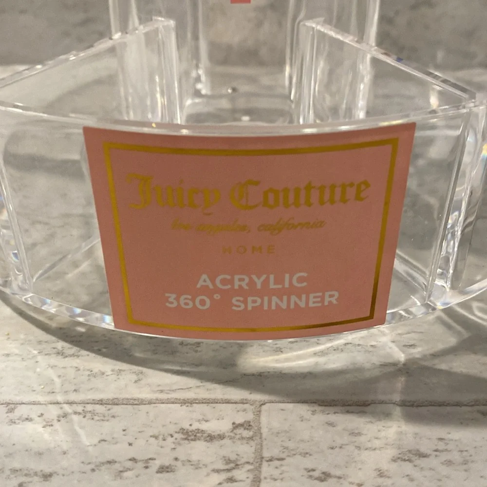 Juicy Couture Home Cherry Hearts Print Acrylic 360 Spinner Cosmetics Holder - Picture 4 of 10